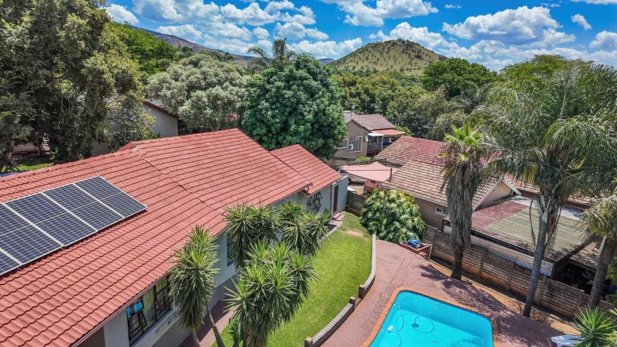 4 Bedroom Property for Sale in Safari Gardens North West